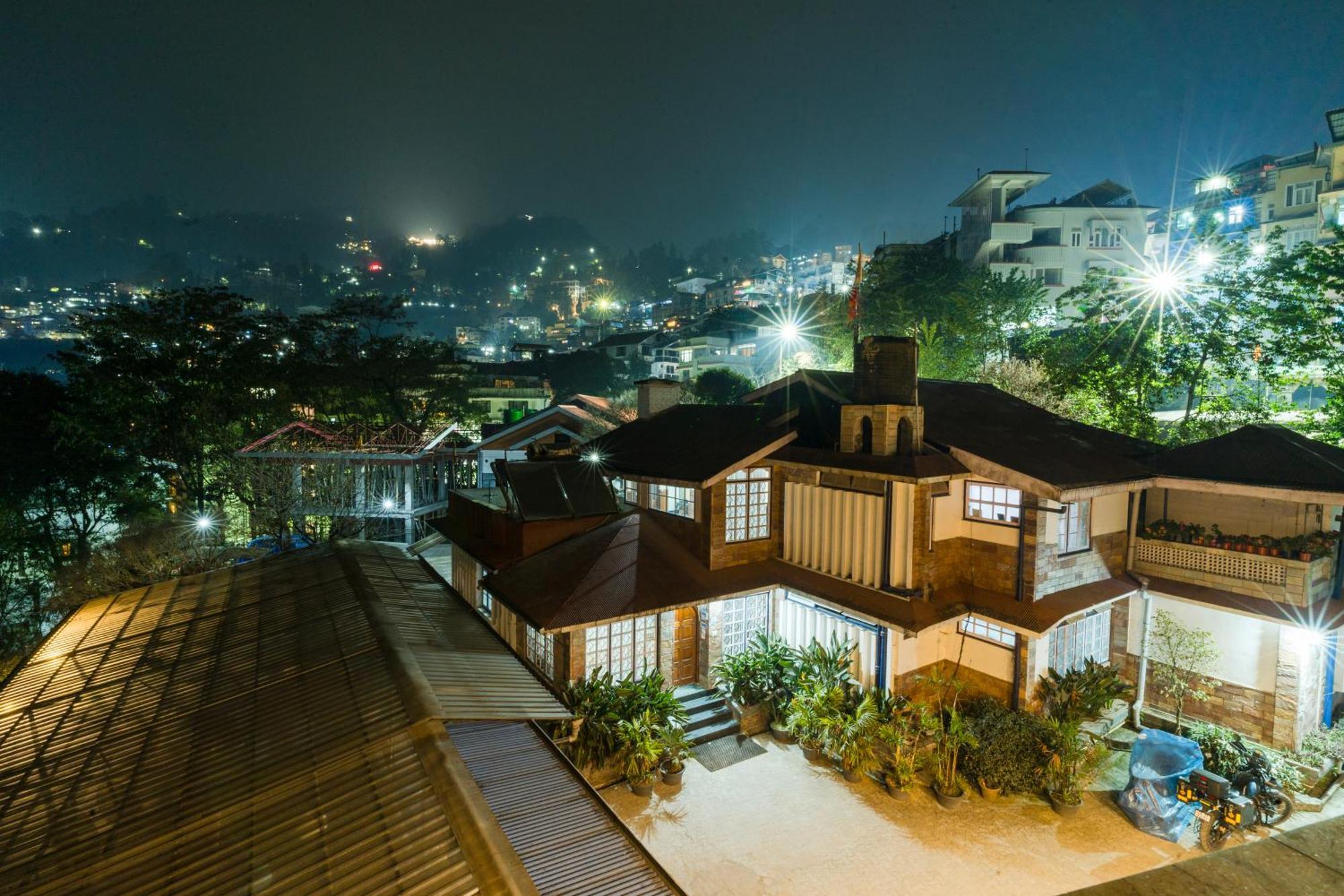 Hotel Sharolyn Boutique Near MG Marg à Gangtok Extérieur photo