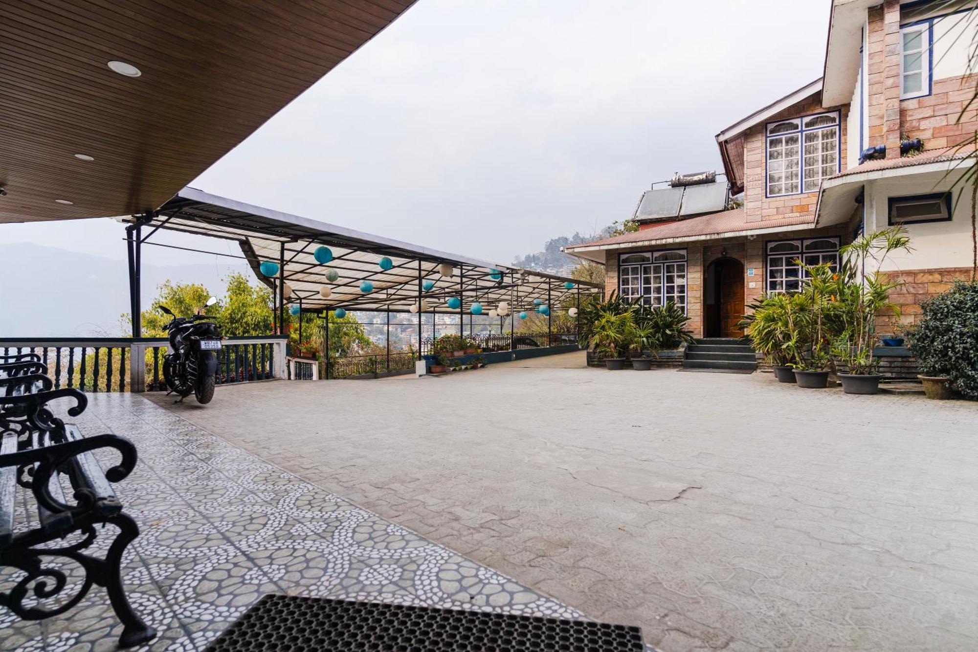Hotel Sharolyn Boutique Near MG Marg à Gangtok Extérieur photo
